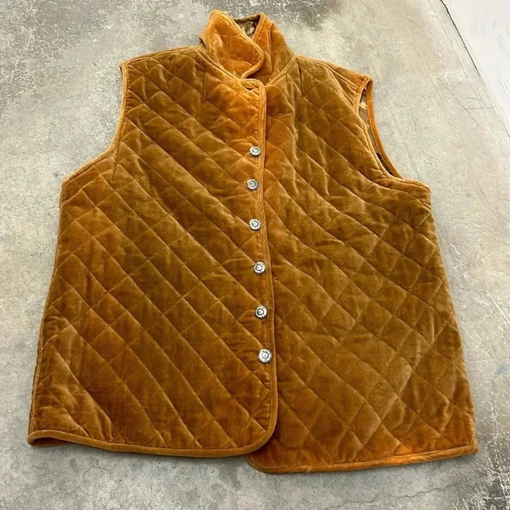 Quilted velour‎  vest